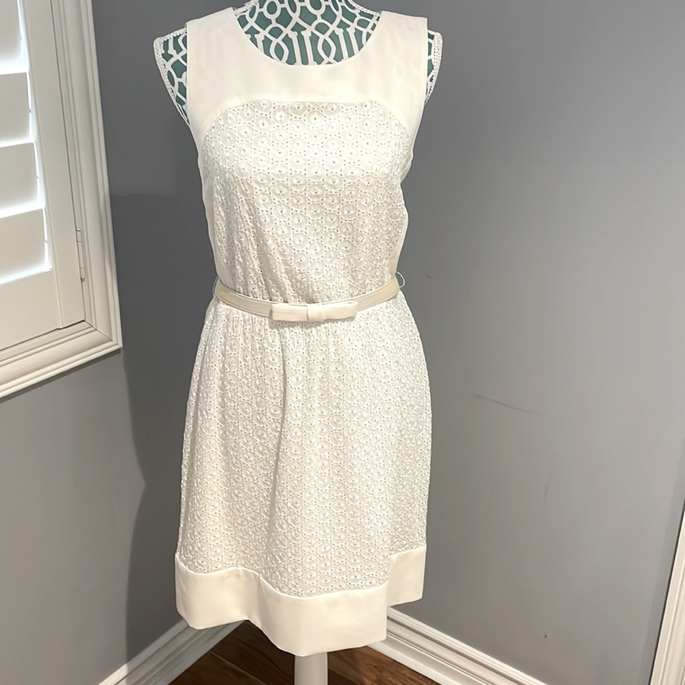 BCBG Paris Betsy White Lace Dress size 12 NWT